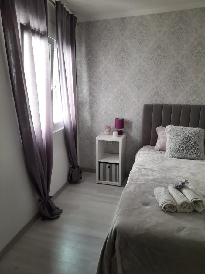 Studio Ajdy Apartment โมสตาร์ ภายนอก รูปภาพ