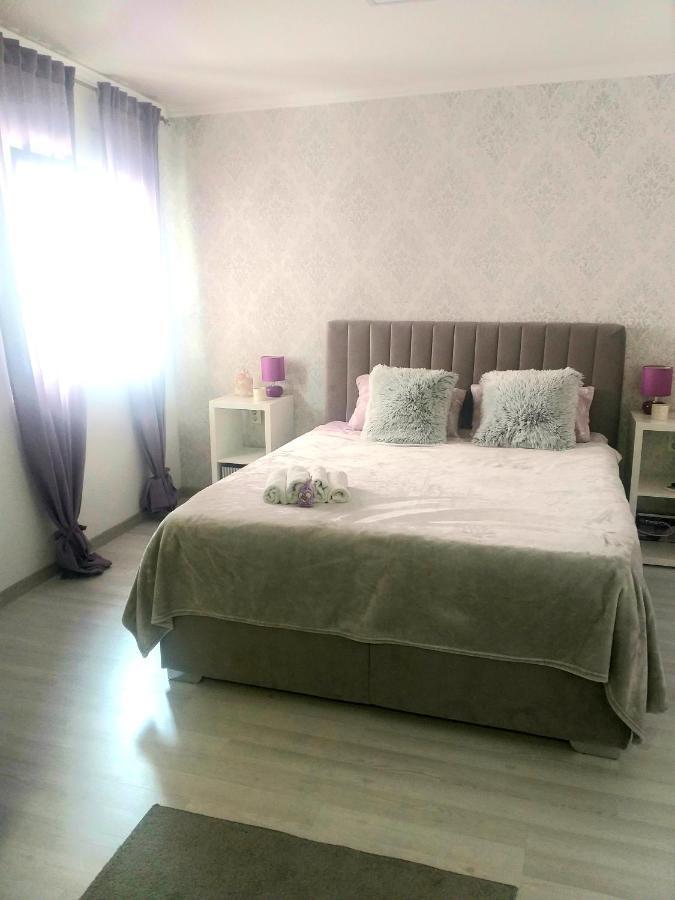 Studio Ajdy Apartment โมสตาร์ ภายนอก รูปภาพ